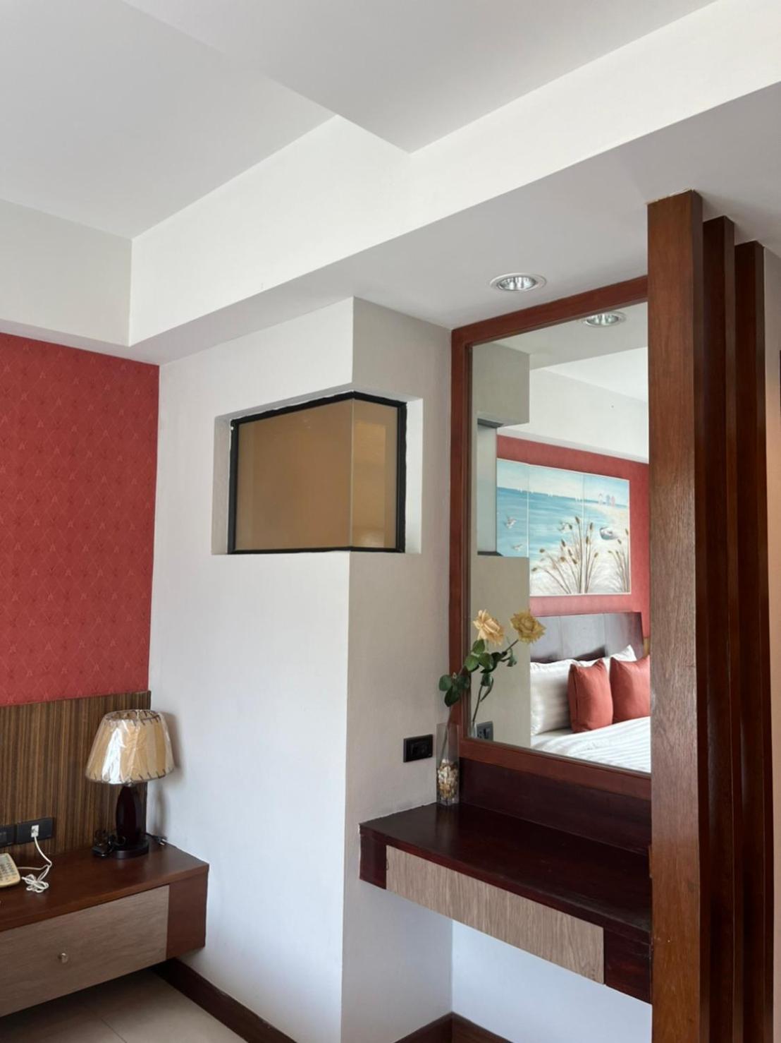 Dipantai Boutique Beach Resort Patong المظهر الخارجي الصورة